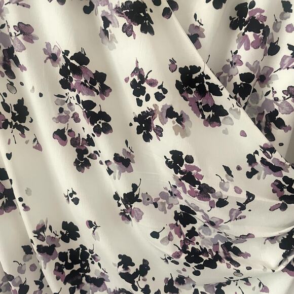 White House Black Market Purple Floral Ruched Top Sz S - Picture 3 of 5
